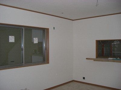 白で統一した、洋室の完成です。