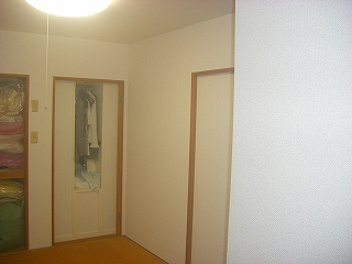 天・壁を同じ柄であっさりまとめました。